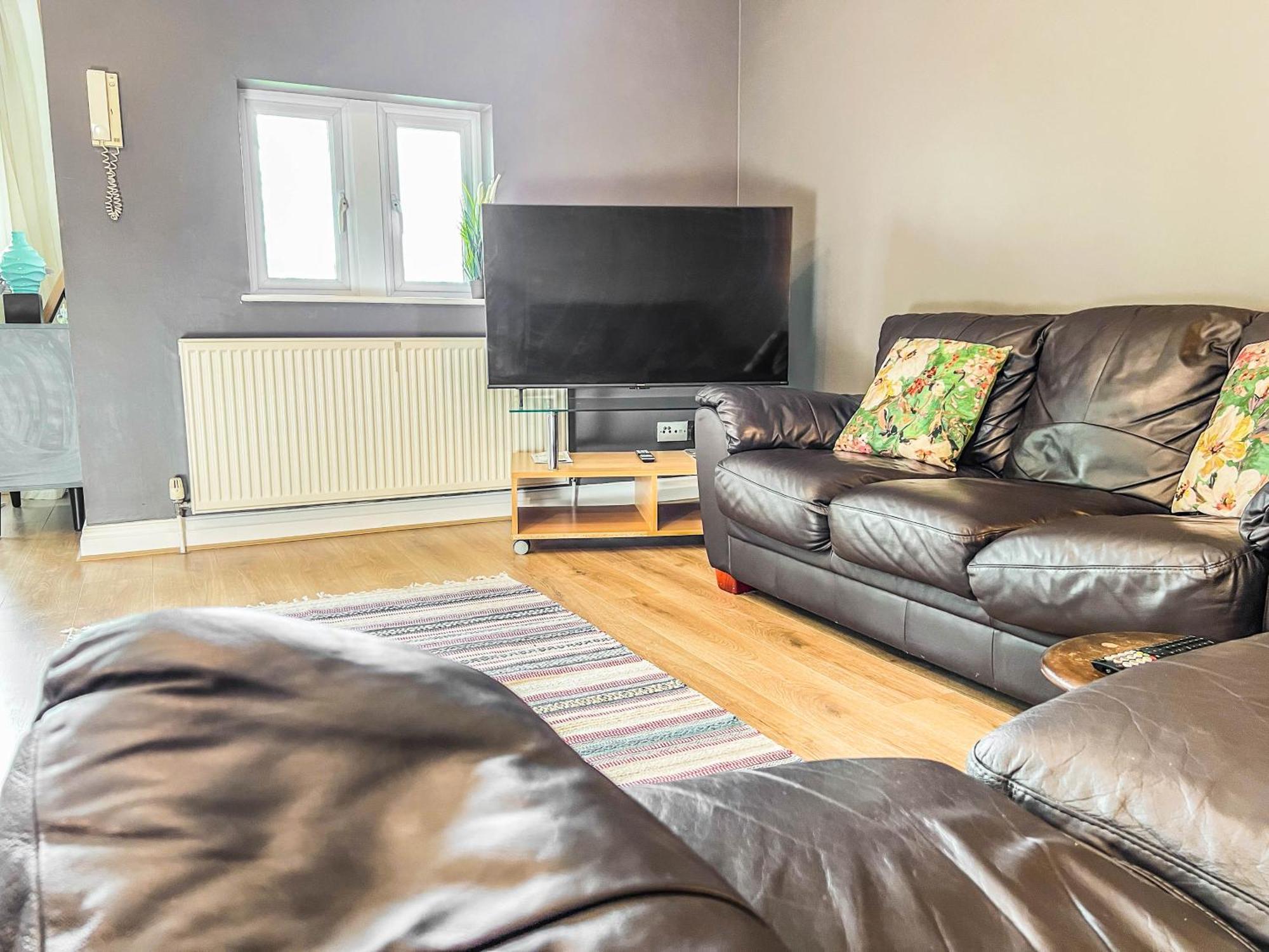 2 Bed - 2 Bath - Duplex Apartment Next To Lbu-Headingley Centre-Ycc Arena-Families-Relocators Meanwood Kültér fotó